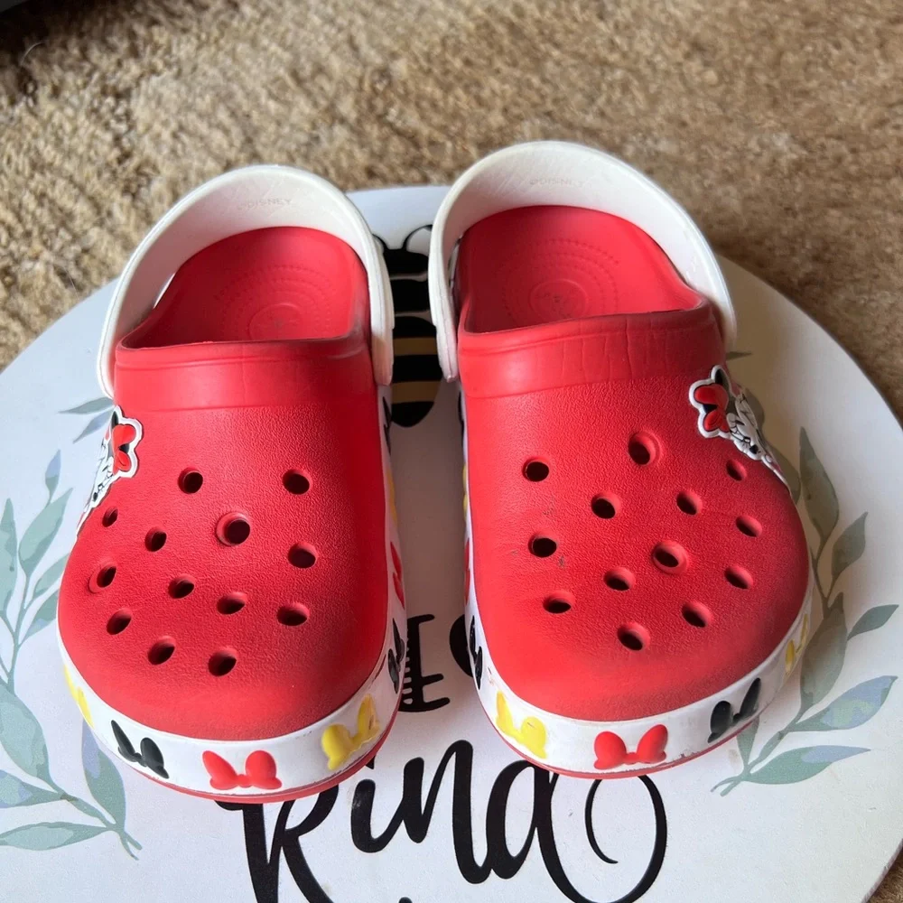 Crocs FunLab Disney Minnie Mouse Toddler Sandals size 1.